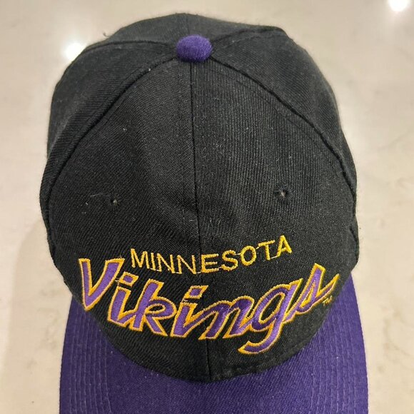 Vintage 90's Sports Specialties Minnesota Vikings NFL Script Snapback Hat Black - Picture 2 of 7